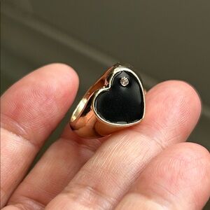 🖤NEW🔺Black enamel heart 🖤 Ring